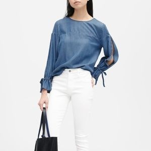 NWOT Banana Republic chambray Tencel top Size S